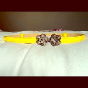 Super cute adjustable leather flower belt